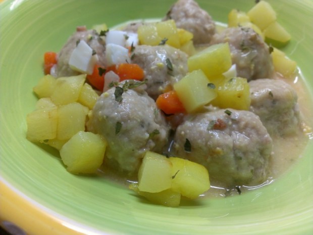 Albóndigas en salsa