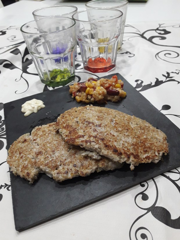 Hamburguesas de bonito y quinoa